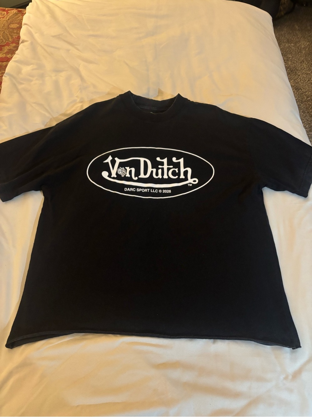 Darc sports Von Dutch shirt xl raw hem box size L